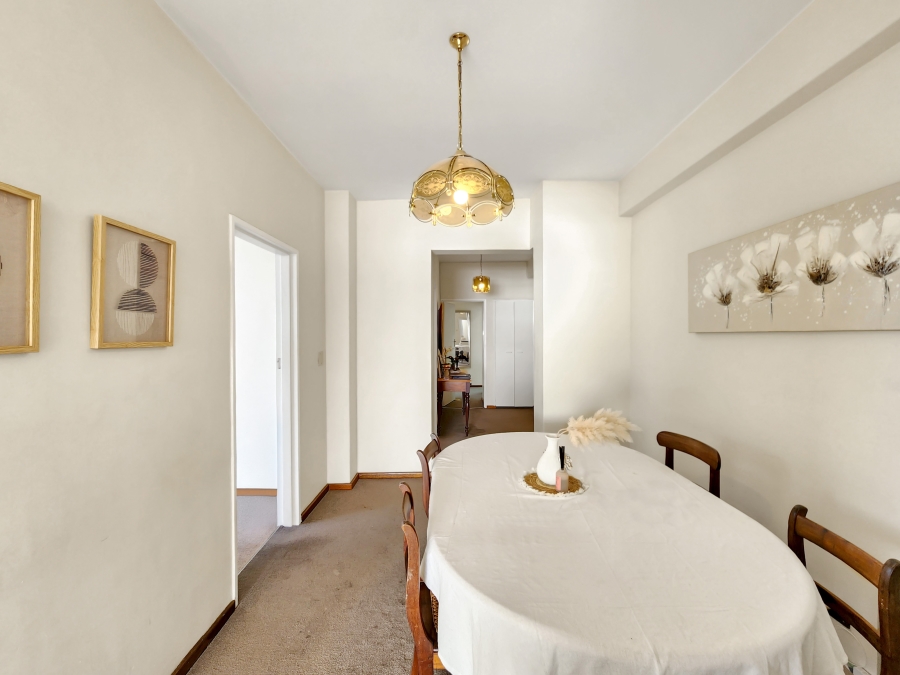 3 Bedroom Property for Sale in Sea Point Western Cape